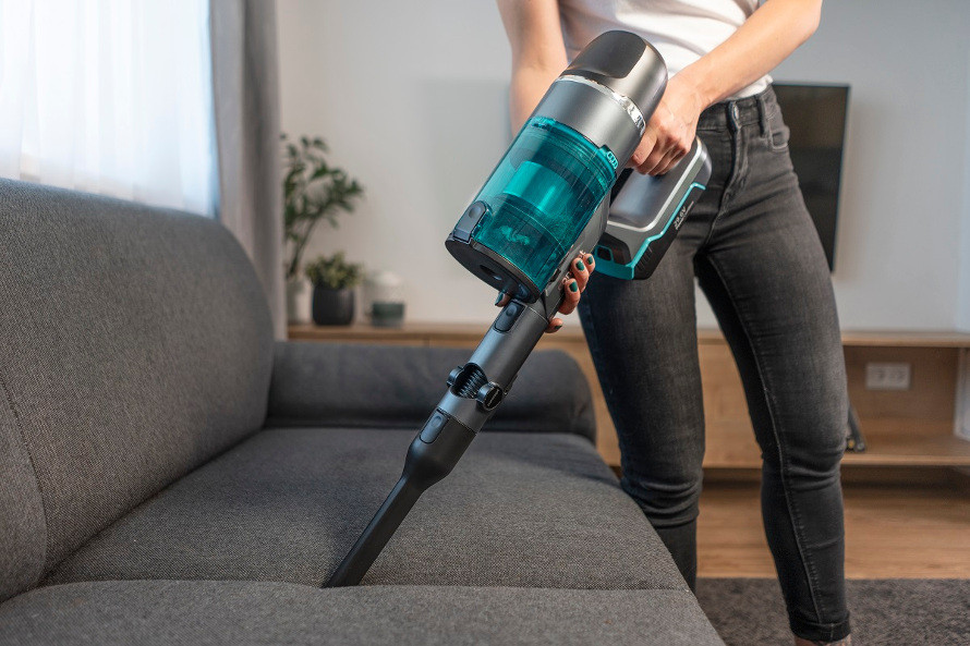 Handstaubsauger für die Reinigung schwer zugänglicher Stellen