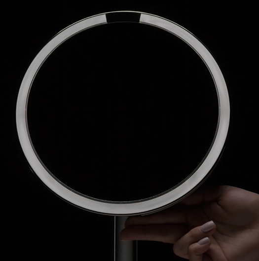 Helligkeitseinstellung per Knopfdruck